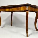 Large flat desk Biedermeier in cherry veneer, Circa 1815 Austria