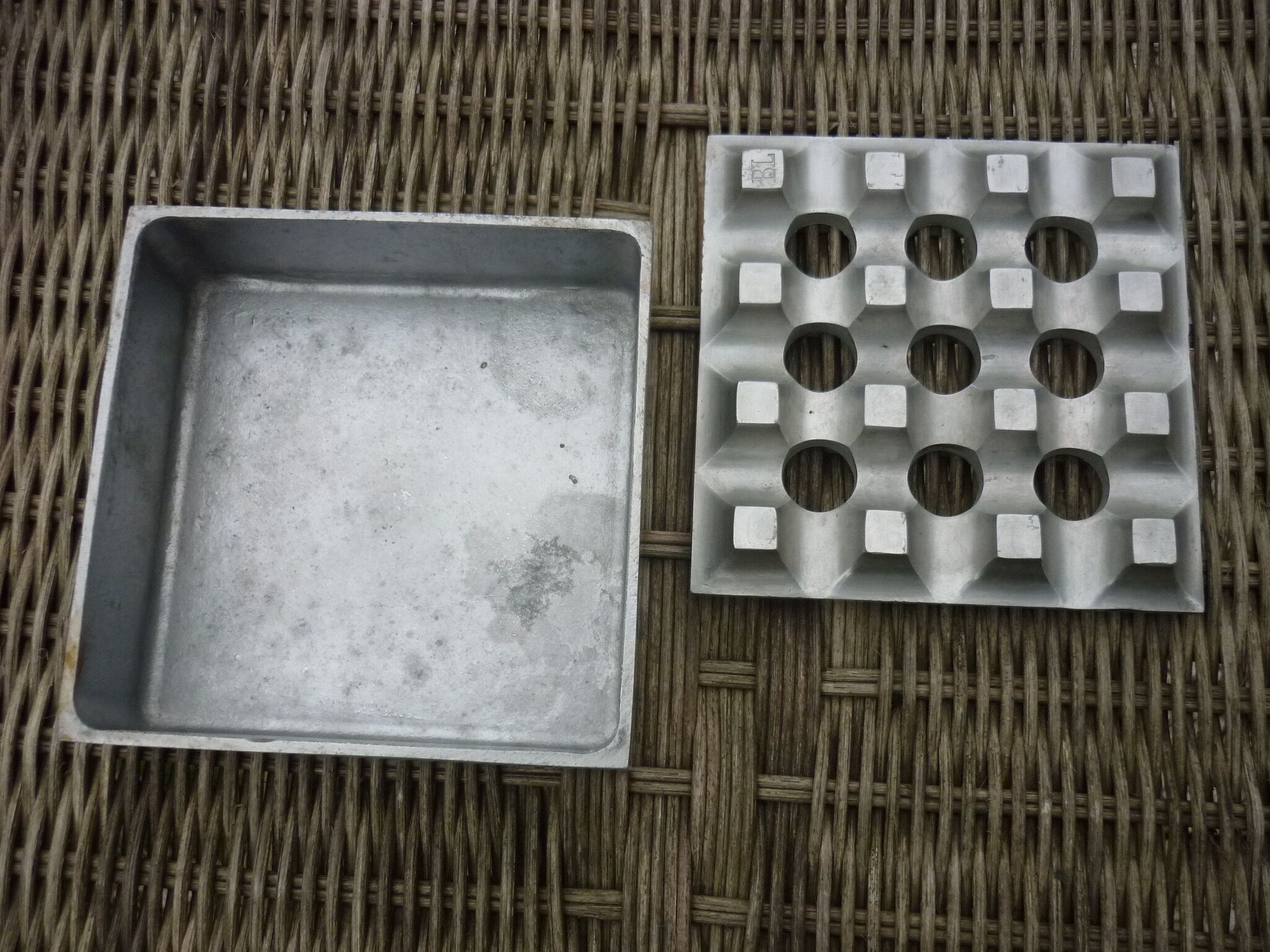 Cendrier ultima backstrom & ljungberg en aluminium