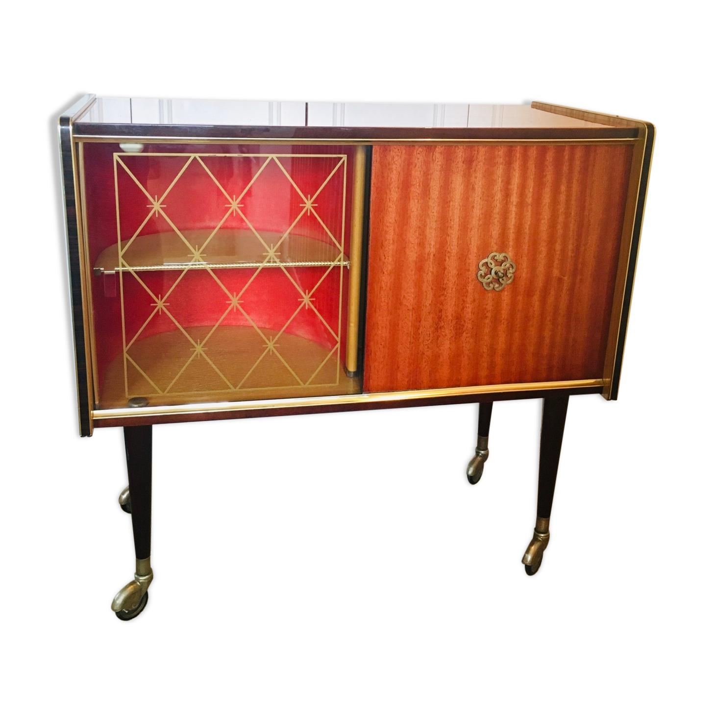 Furniture bar - 60s roller buffet