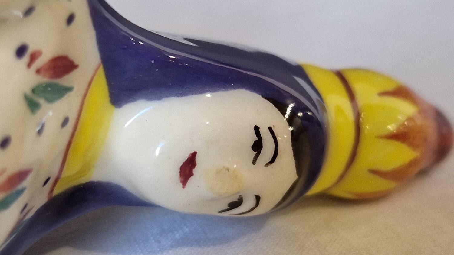 Saint Anne earthenware Quimper