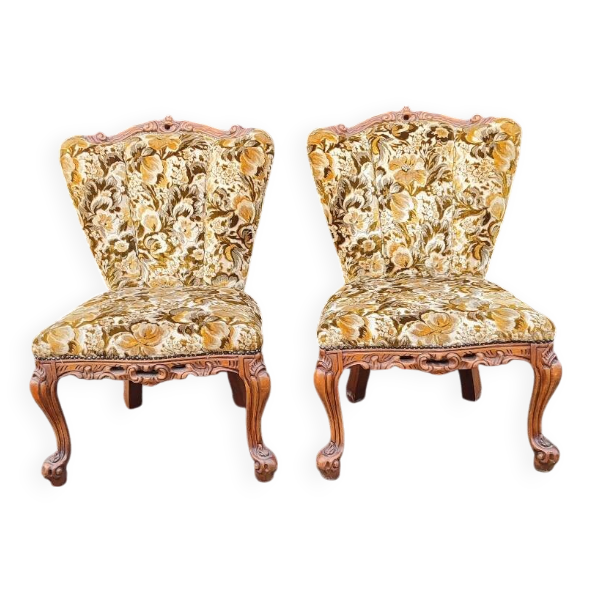 Set of 2 velvet cocktail/toadstool chairs