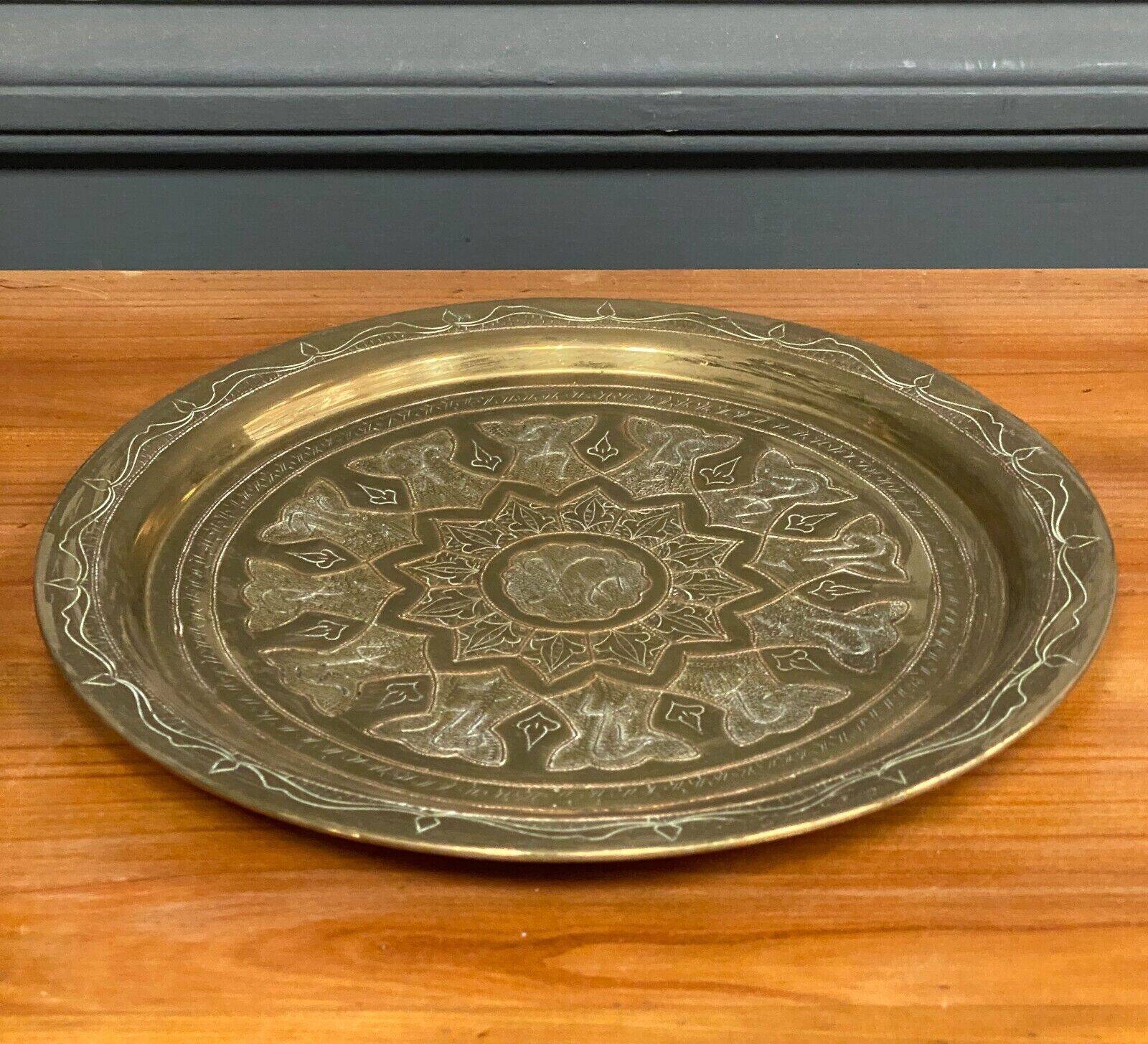 Oriental tea tray in copper or brass richly decorated 20th century