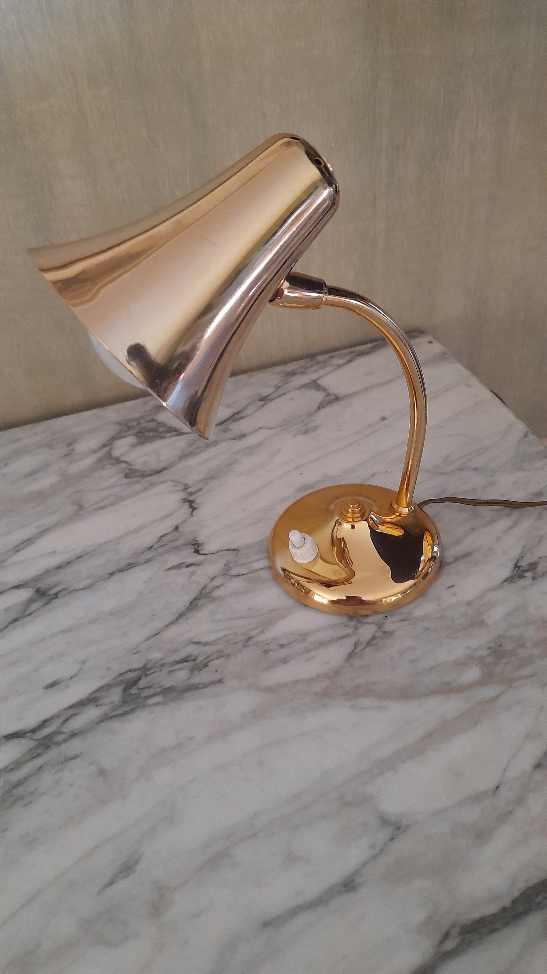 Bedside lamp