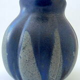 Pitcher in blue sandstone with blue drips, "melon" shape.