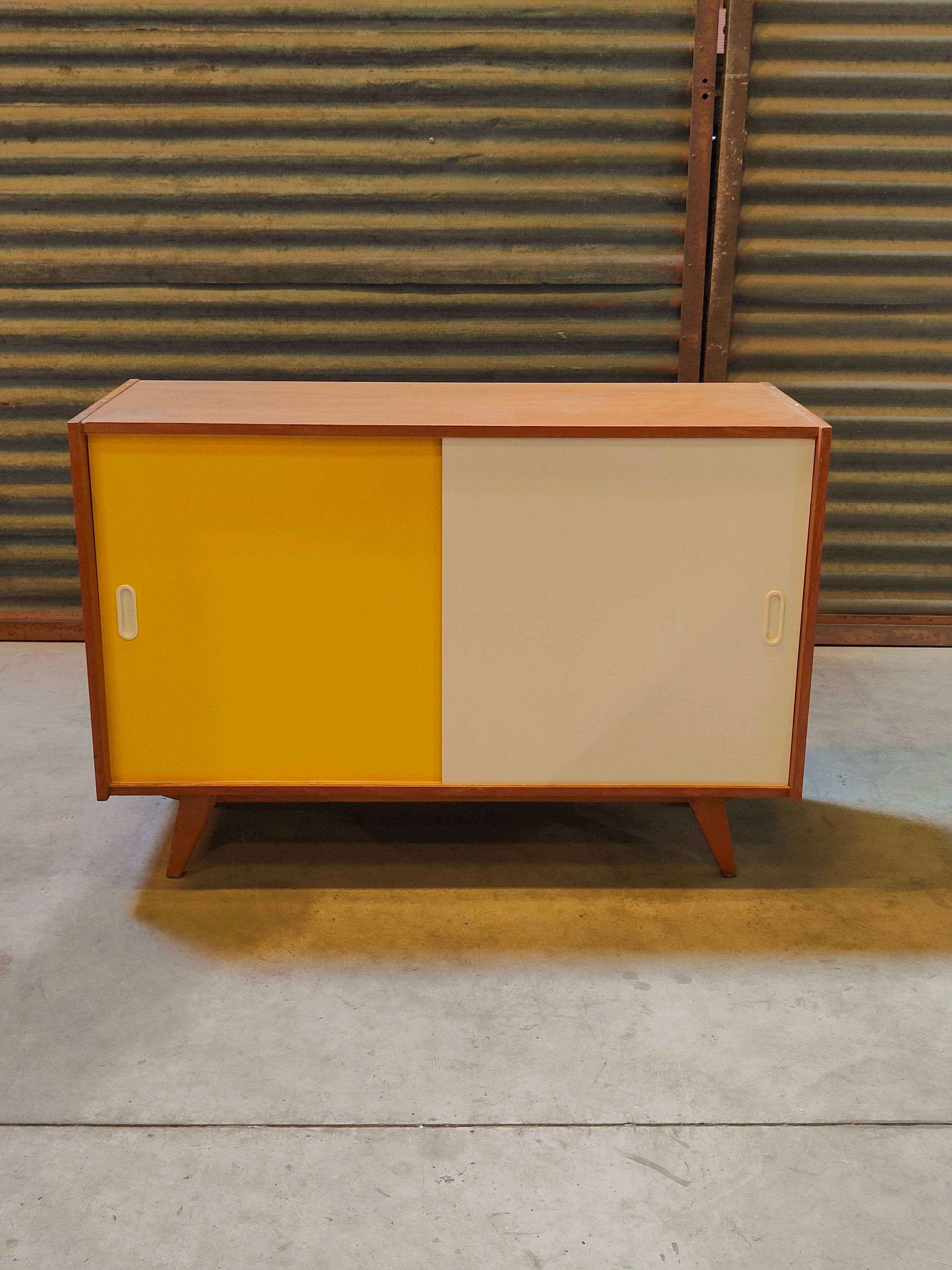 Buffet U 452 Yellow by Jiri Jiroutek for Interier Praha 1960