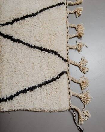 HANDMADE WOOL RUG