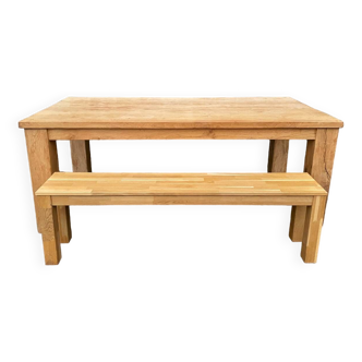 Grande table avec banc en chêne