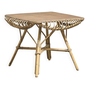 Table basse en rotin