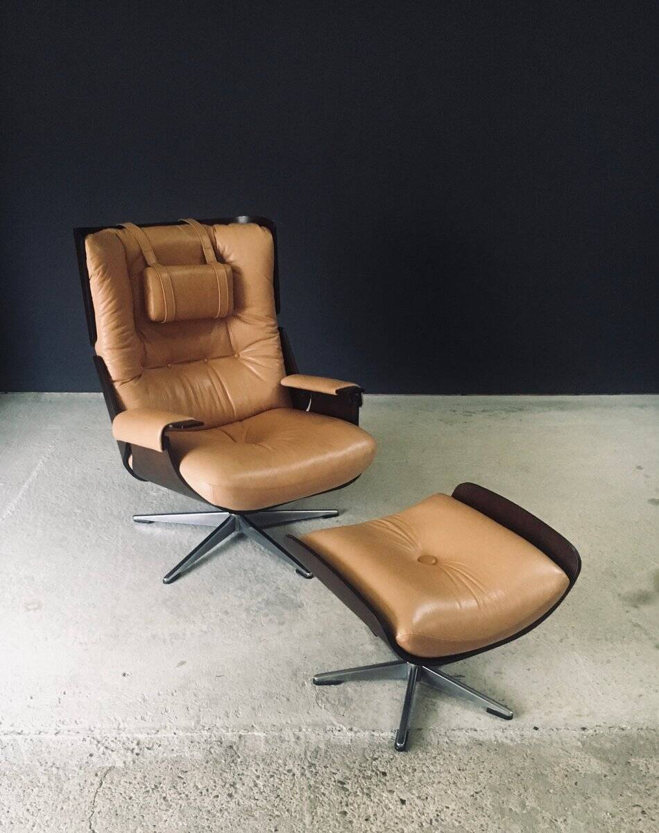 Set of Mid-Century Modern Leather Lounge Chair and Ottoman, Germany, 1960s