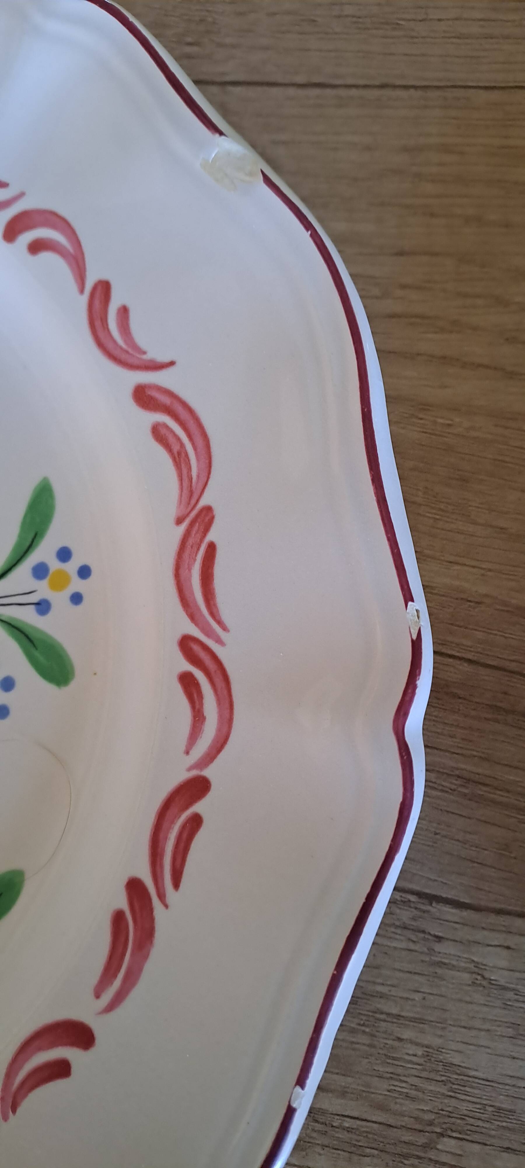 Set of 3 plates with Saint Clément rooster decoration