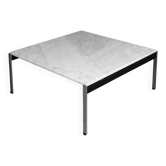 Table basse par Kho Liang Ie