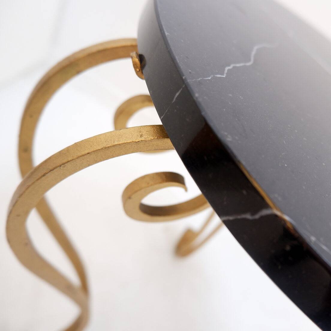 Art Deco Side Table in Marble and Gild Iron