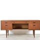 Bureau en teck danois du milieu du siècle, coiffeuse, tiroirs, buffet. Livraison. Vin