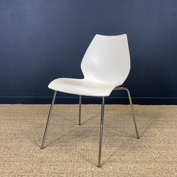 Ensemble de 4 chaises Maui blanches par Magistretti pour Kartell années 2000 Italie