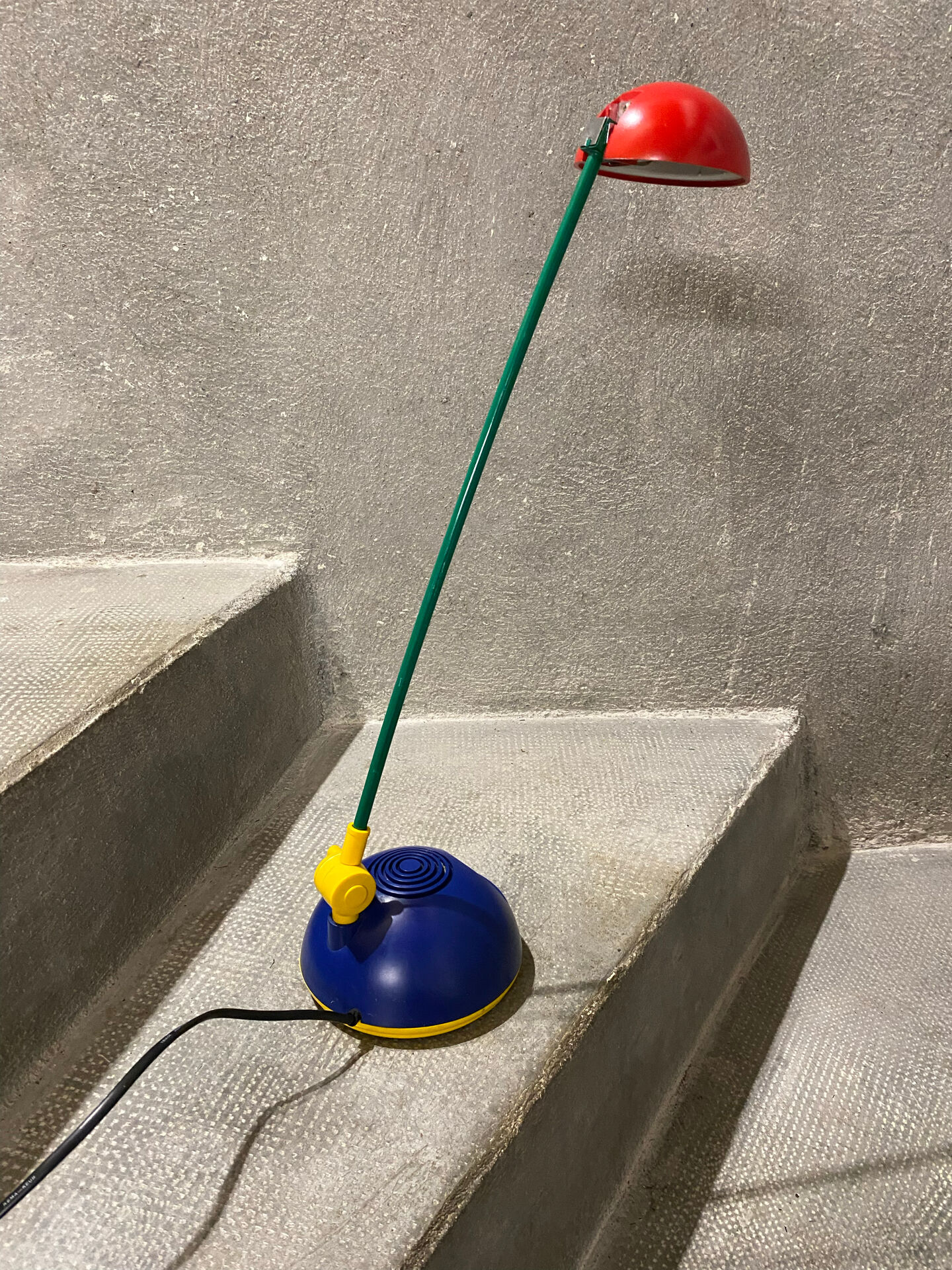 Mathias desk lamp Cero 1995 Memphis style