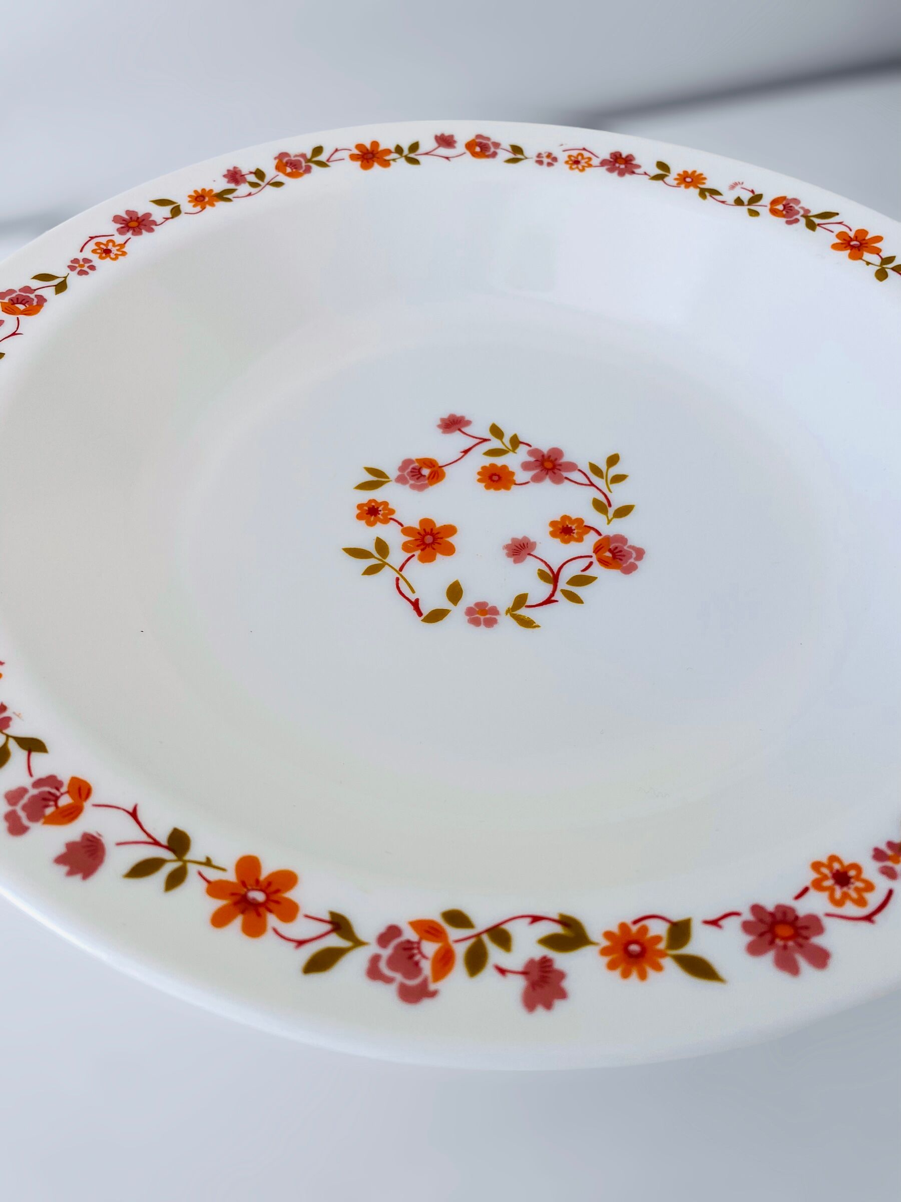 Arcopal scania dish and salad bowl