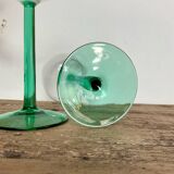 6 emerald green stemmed glasses