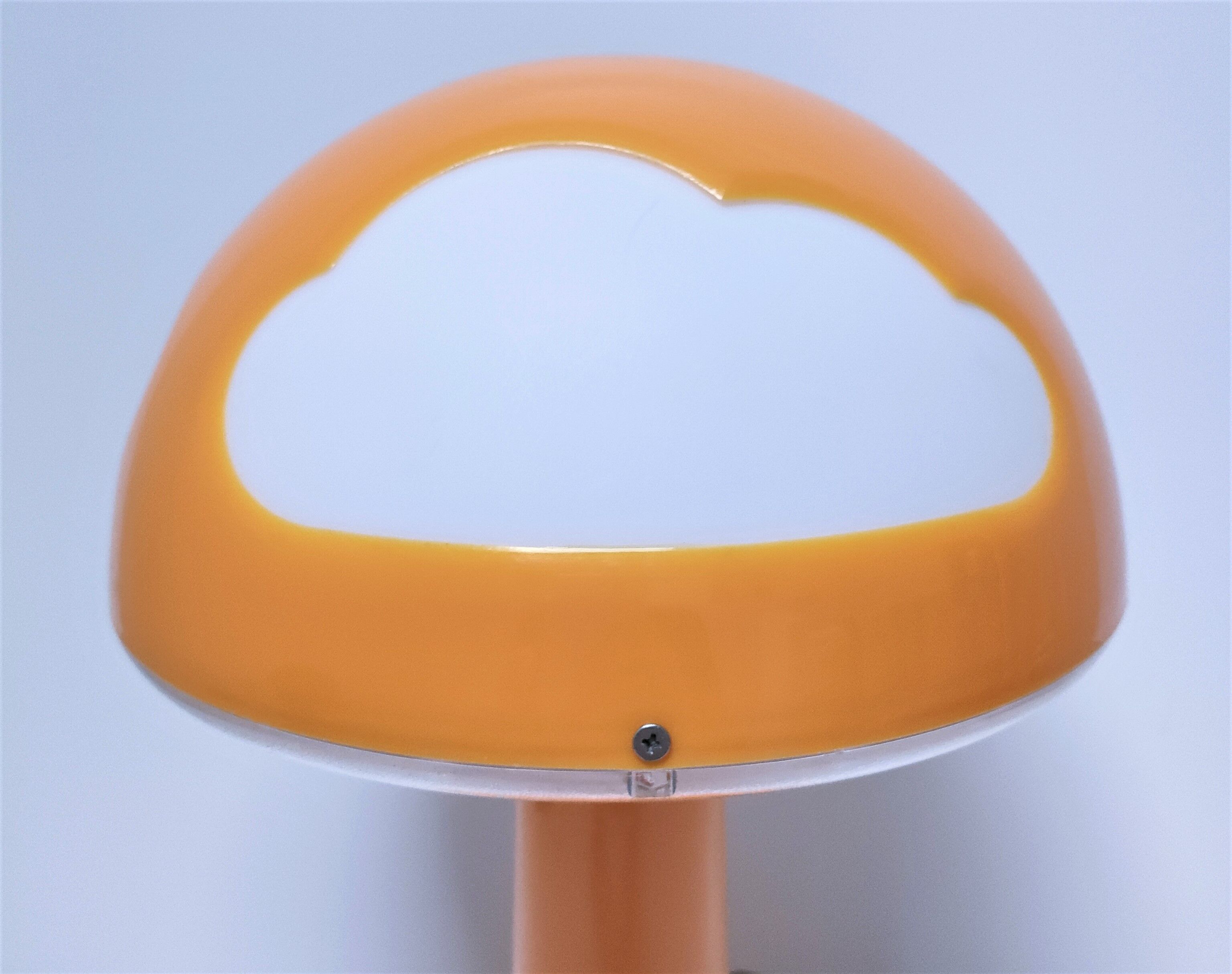 Skojig orange cloud lamp Ikea design Henrik Preutz