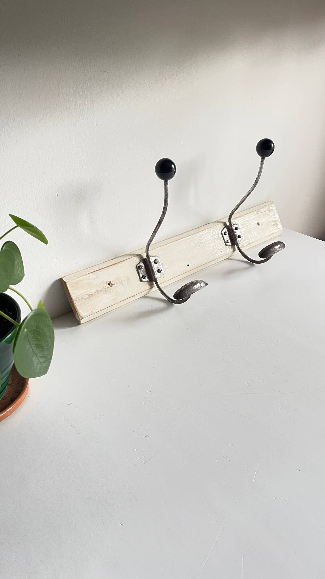 ANTIQUE SCHOOL COAT RACK White Wood