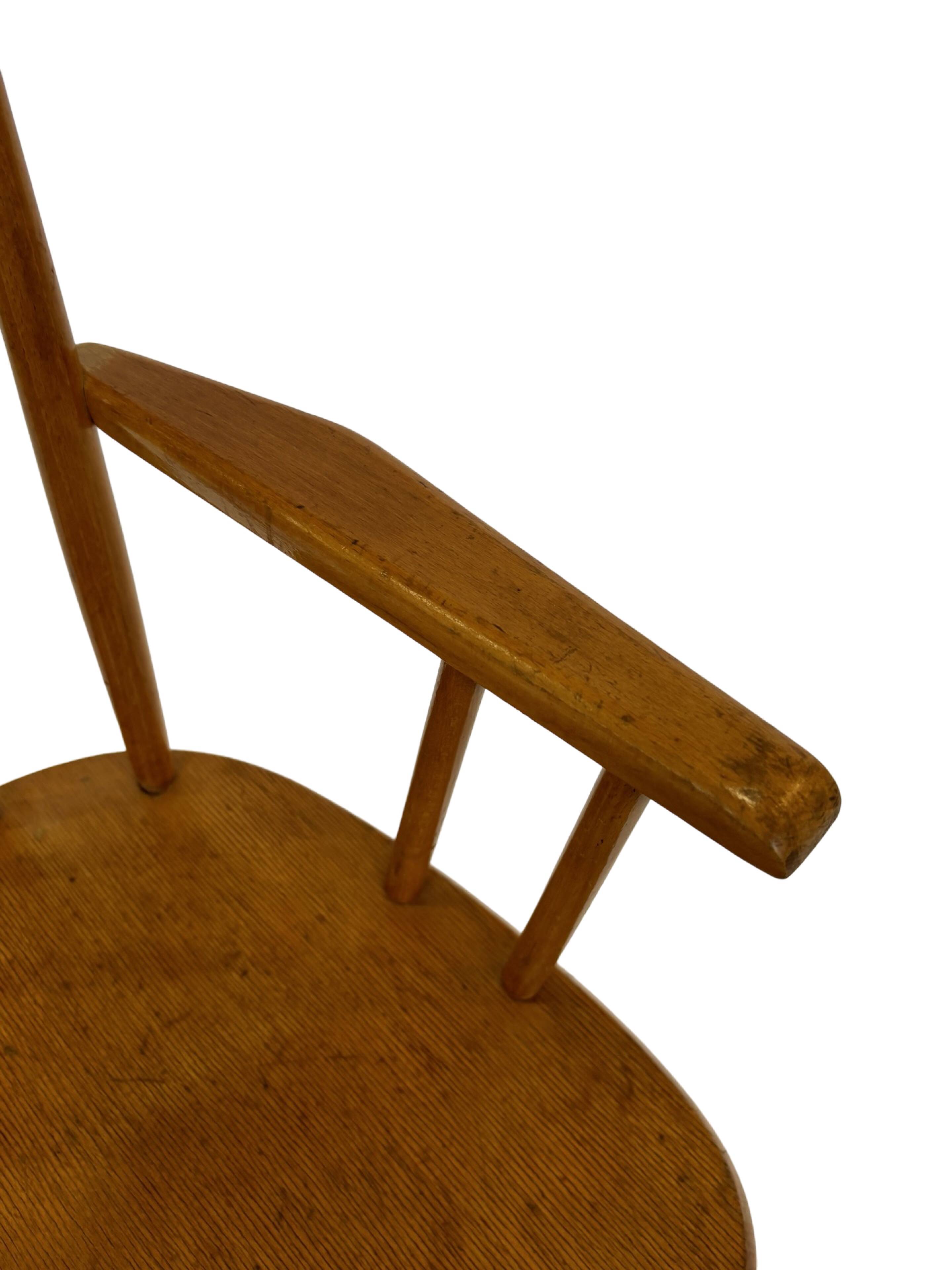 Vintage children's chair children's room slatted chair design 50's