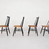 Set of four spindle back chairs, The Netherlands 1960's