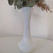 Baluster vase in opaline of Sèvres