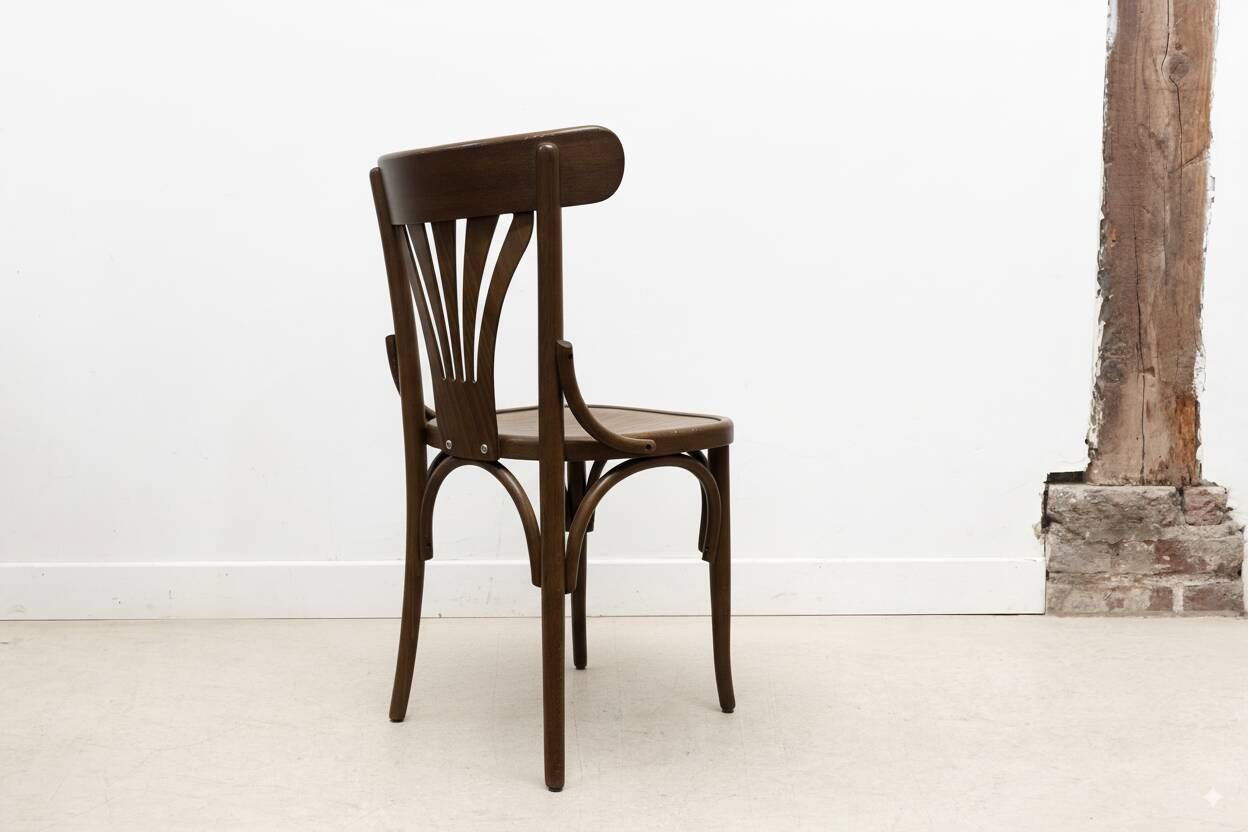 Oak palmette bistro chair
