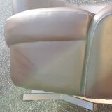 Rotating living room design armchair