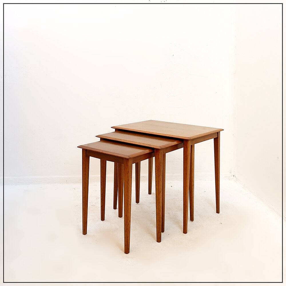 Nesting tables in teak mid-century modern - 1960s