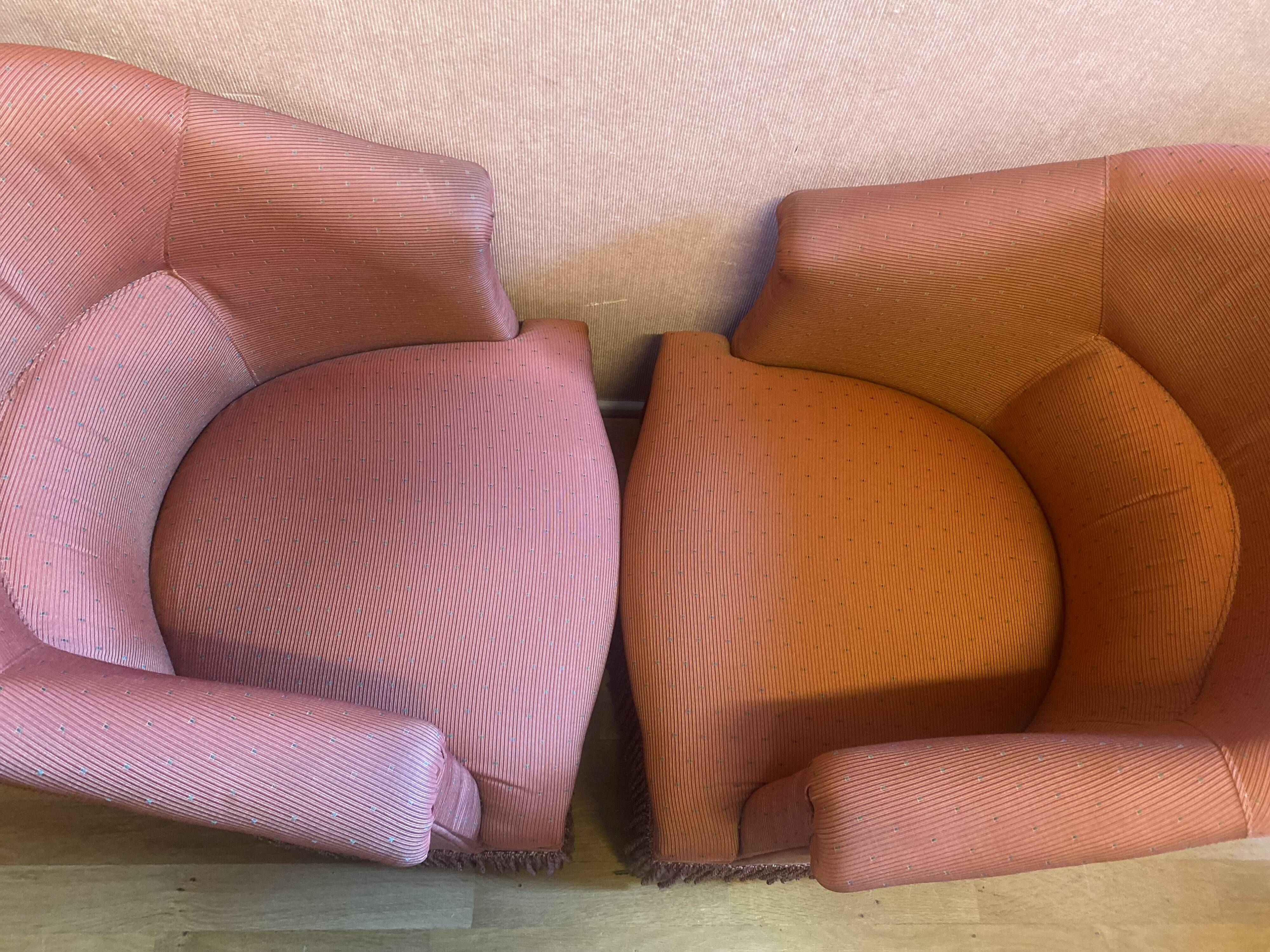 Pair of pink toad chairs