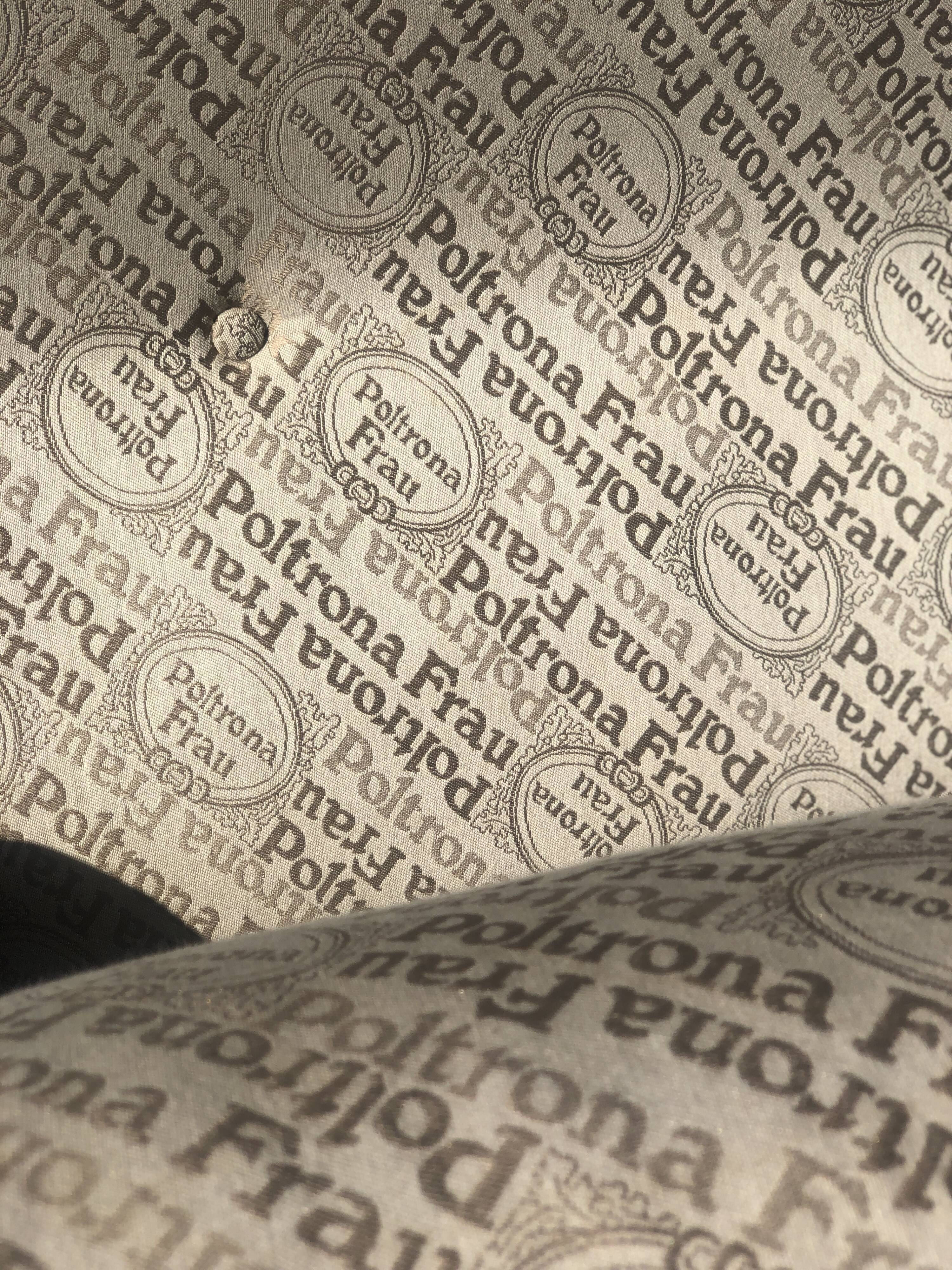 Pair of leather sofas model "Petronio" by Tito Agnoli for Poltrona Frau