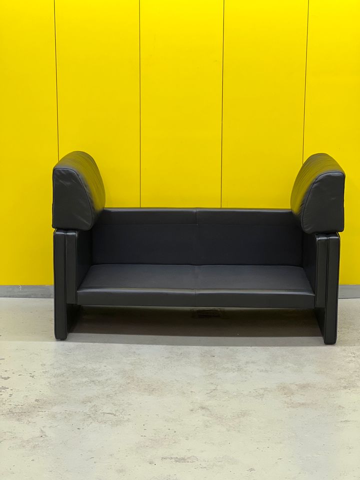 Walter Knoll Studio Line Series black leather 2 seater sofa designed by Jürgen Lange