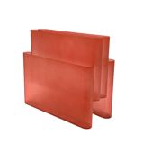Space age pink plastic magazine rack, Giotto Stoppino, Kartell 1970s