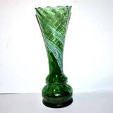 Vase ancien en verre de Clichy jaspé vert moucheté blanc