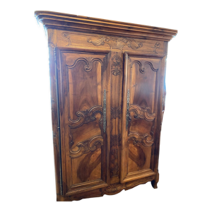 Armoire Bressane en noyer, portes