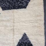 Handmade Beni Ouraine rug, size 150 x 250 cm