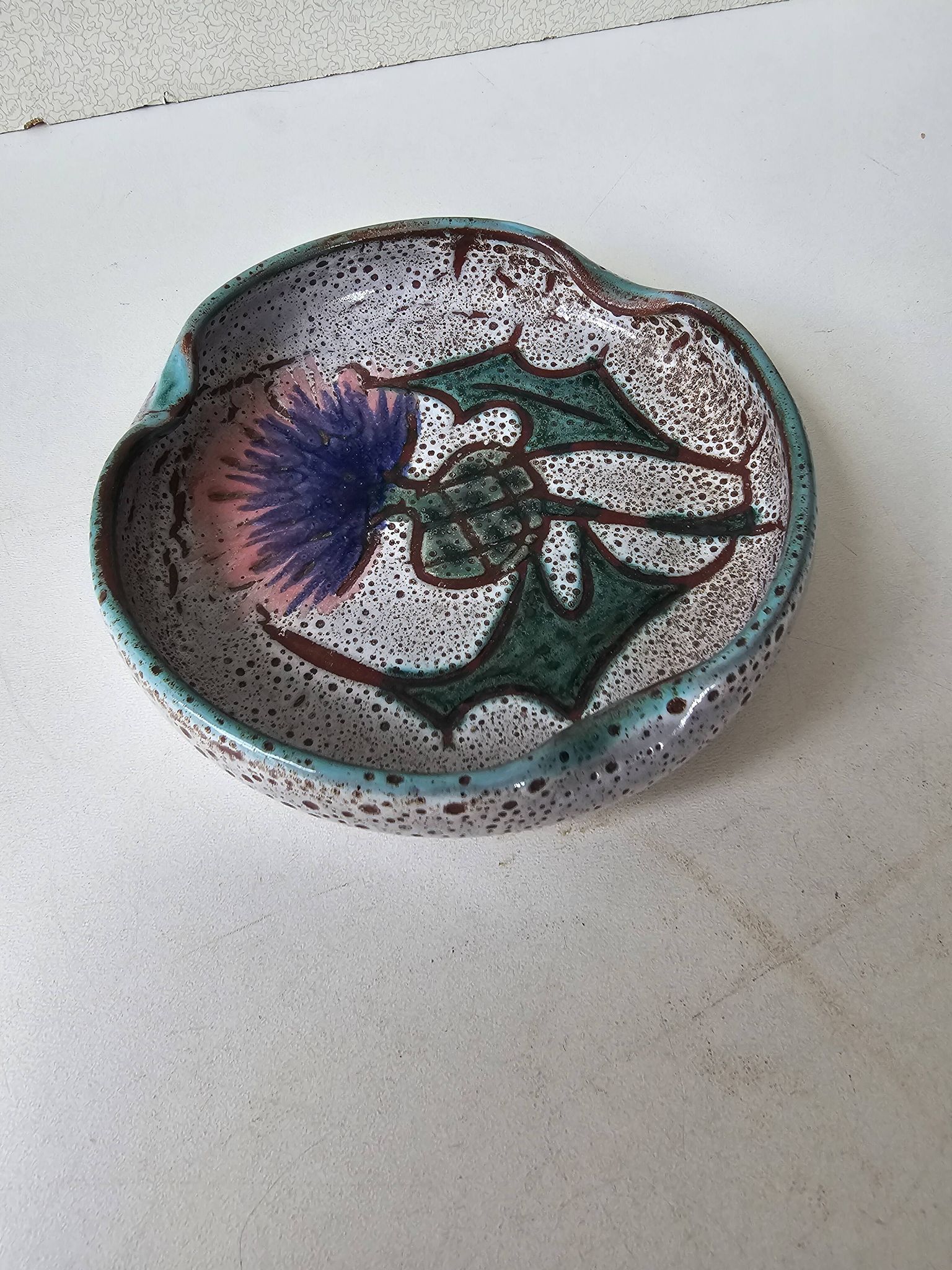 ceramic ashtray Thistles Attributed to Daniel Etienne