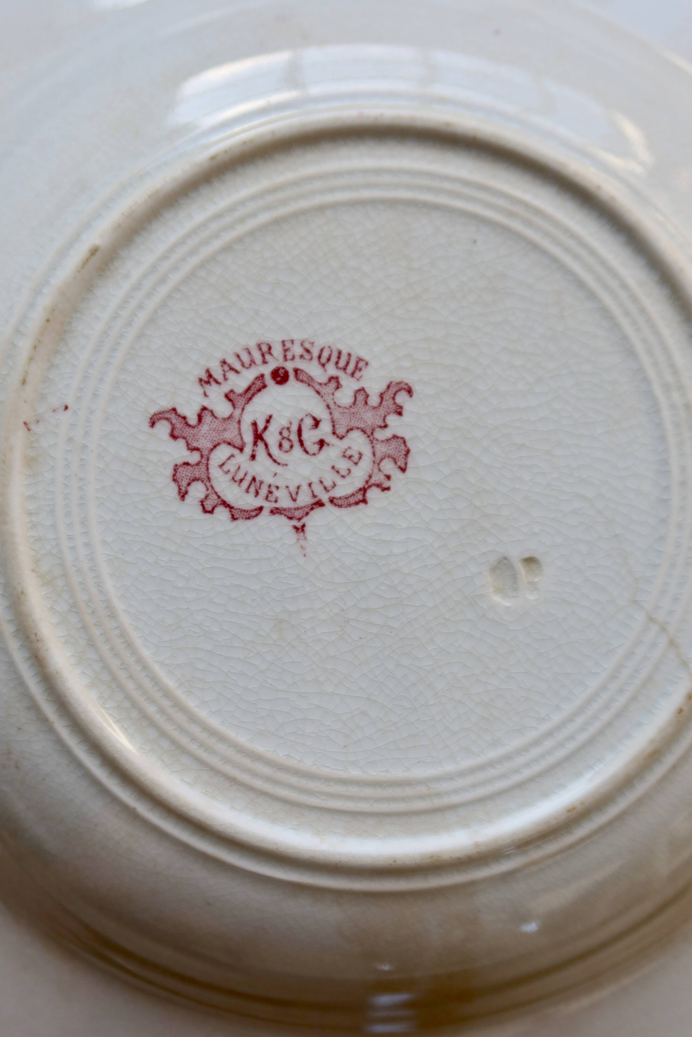 6 vintage Lunéville ironstone soup plates - “Mauresque” red