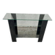 Console en fer et étagères et verres