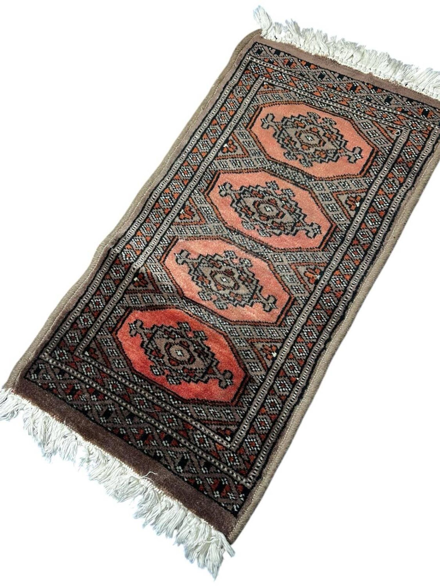 Tapis persan fait main