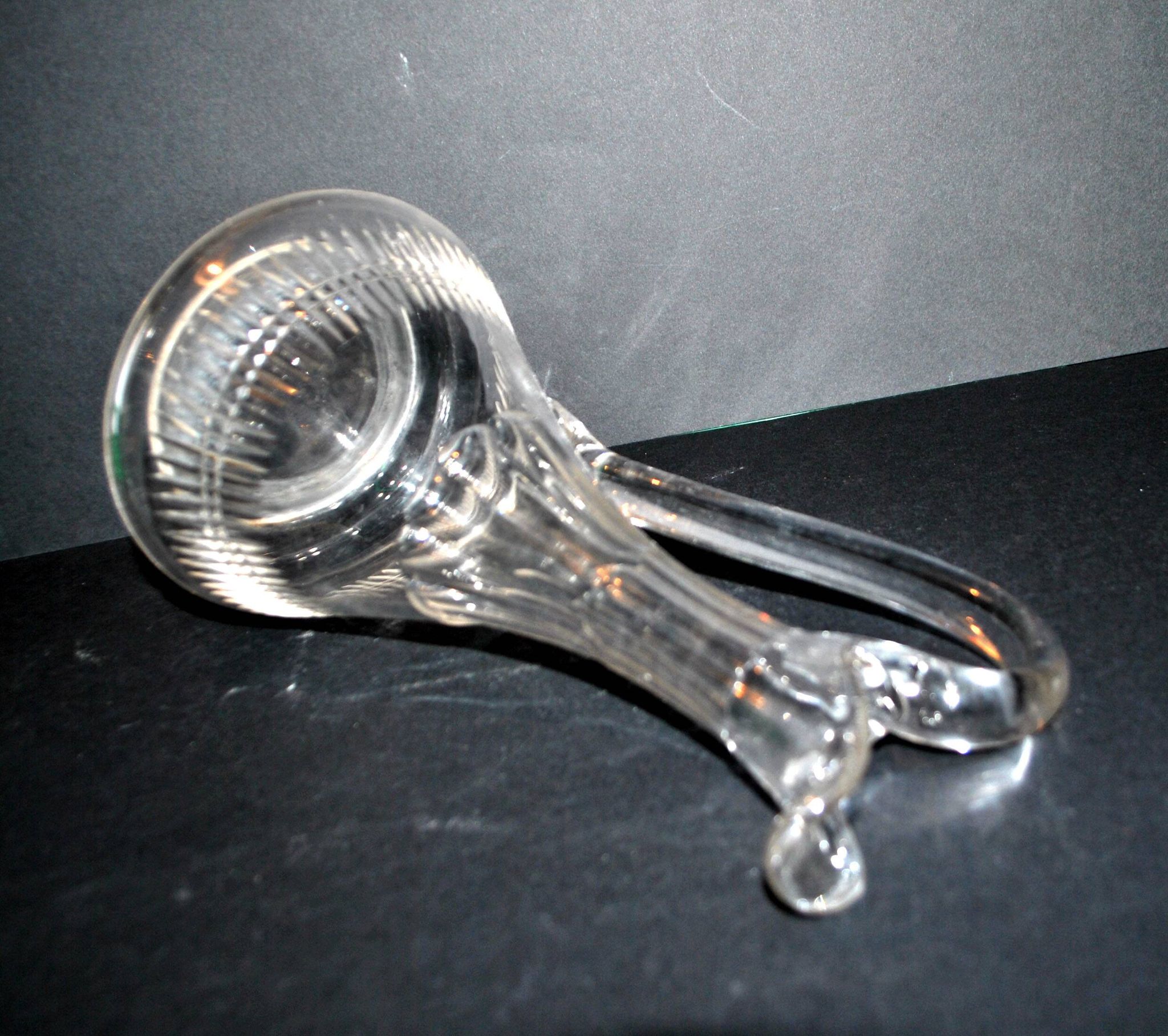 Carafe en cristal de Baccarat modèle Gondole, 1907