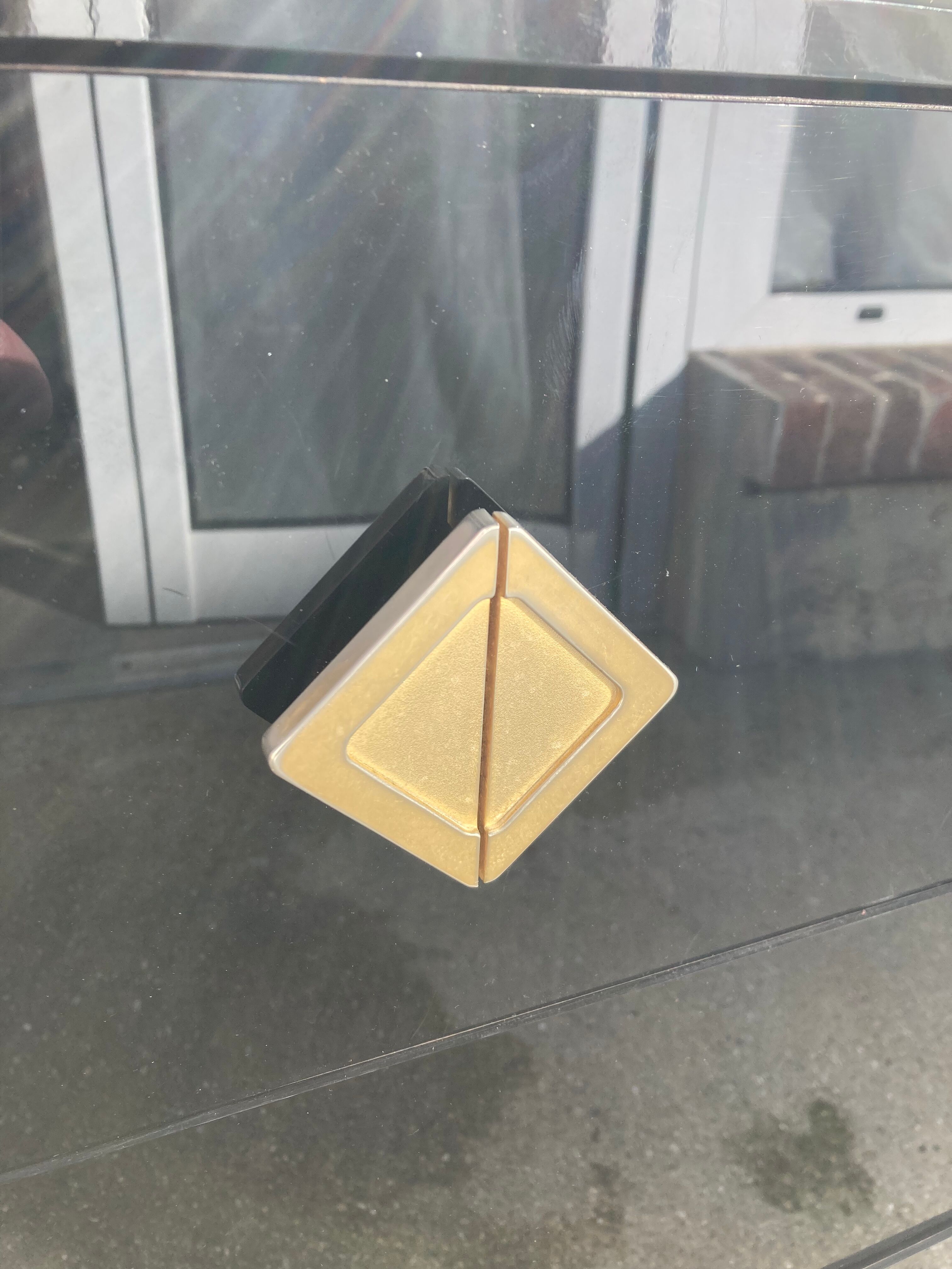 Chest of drawers 3 drawers Pierre Vandel in glass