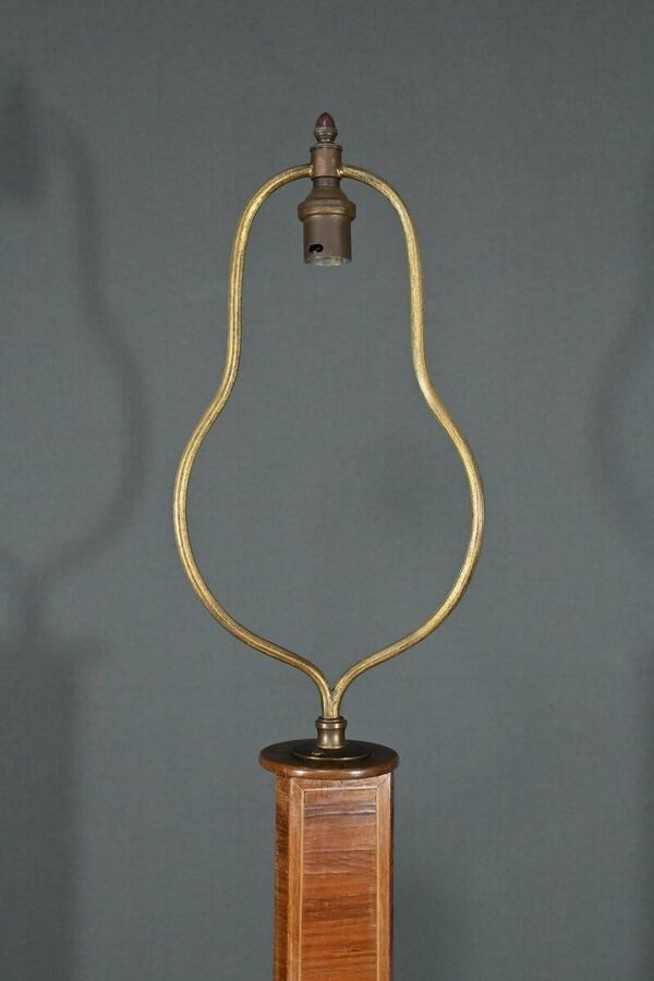 Important Lampadaire en Marqueterie, style Transition Louis XV / Louis XVI
