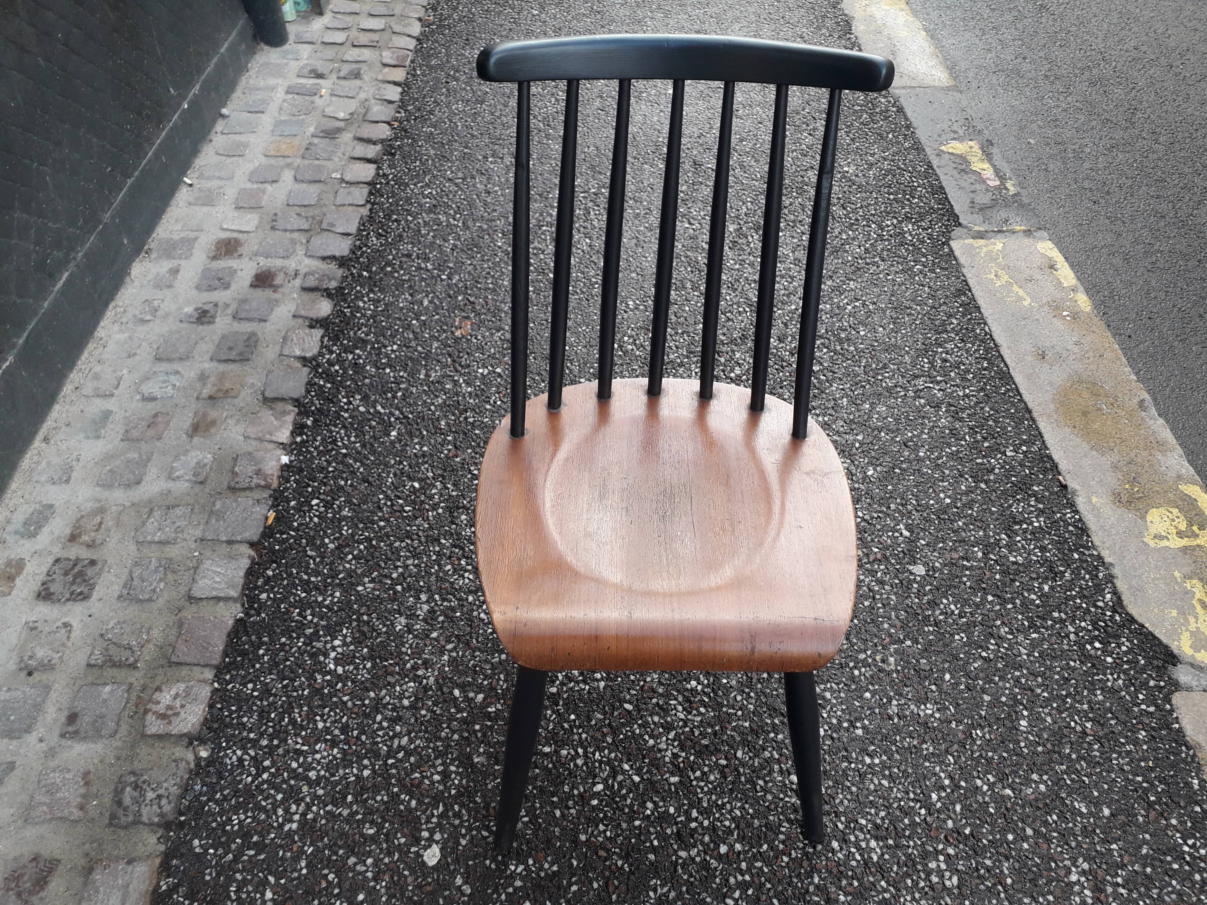 Chaise scandinave fanett par Ilmari Tapiovaara