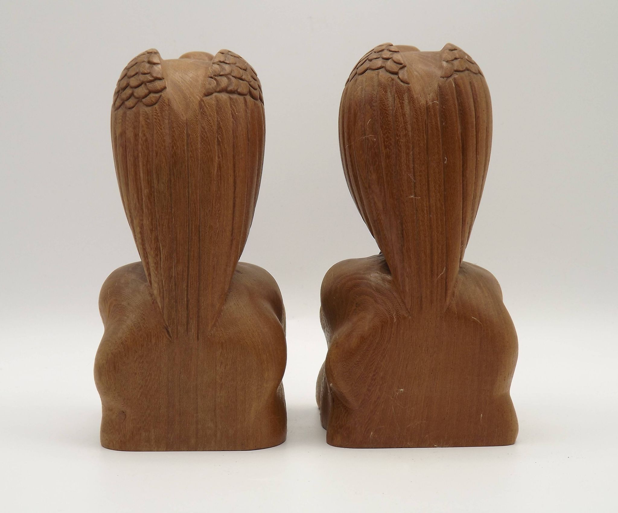 Unusual Pair of Vintage Hand-Carved Vulture on a Rock Wooden Bookends