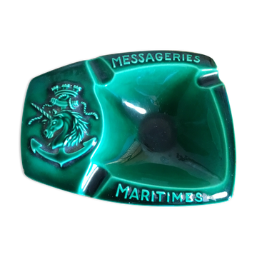 Empty ashtray pocket maritime couriers