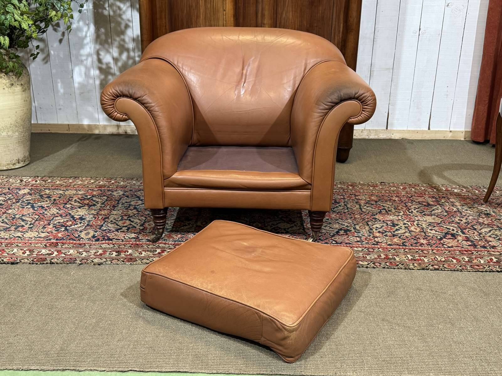 English club armchair in leather, modern production from the 1990s.