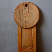 Tabouret pliant Roger Tallon en pin massif édition Sentou, années 70