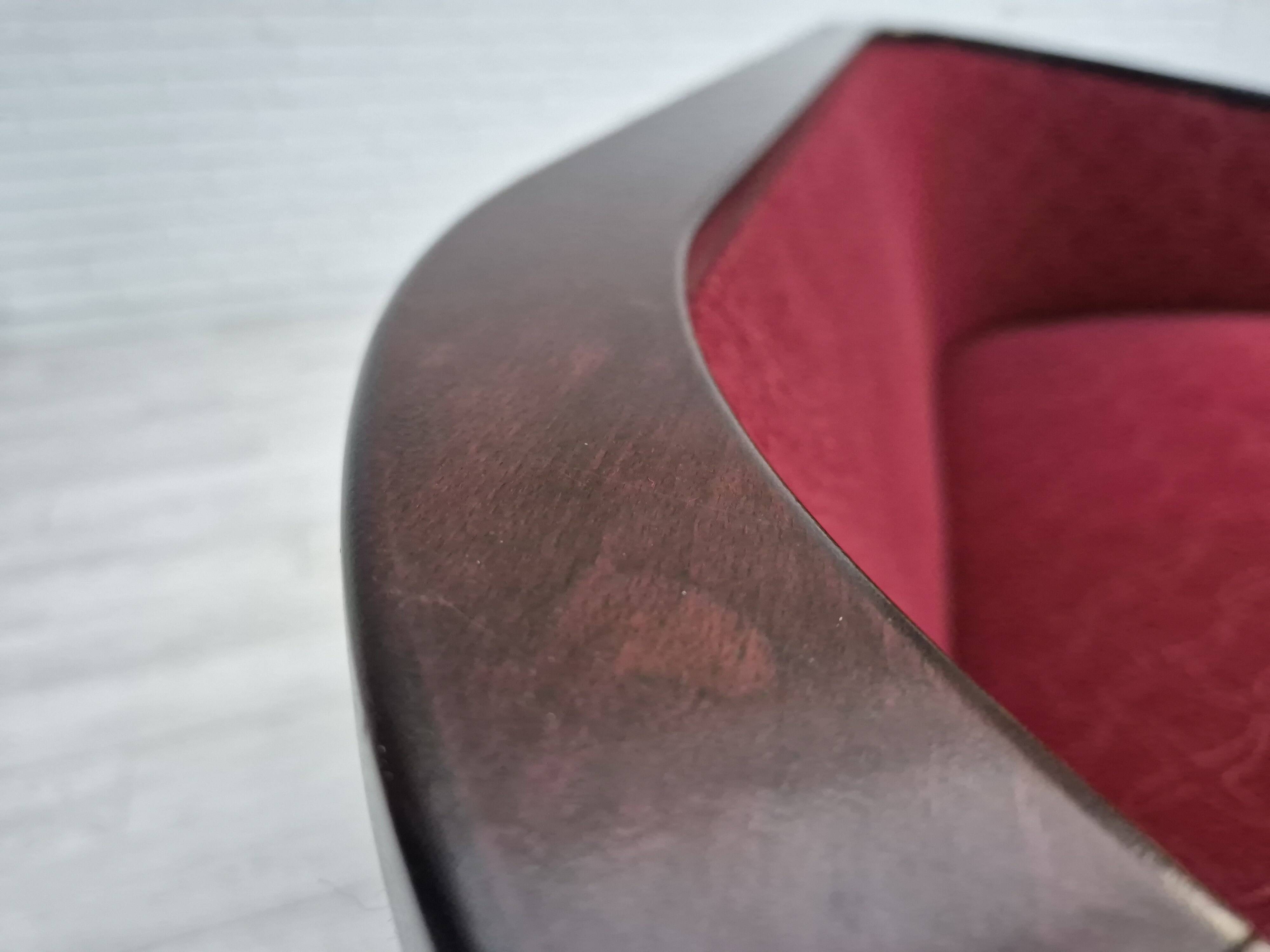 Années 1950, canapé danois 2 places, très bon état d'origine, bois de frêne.