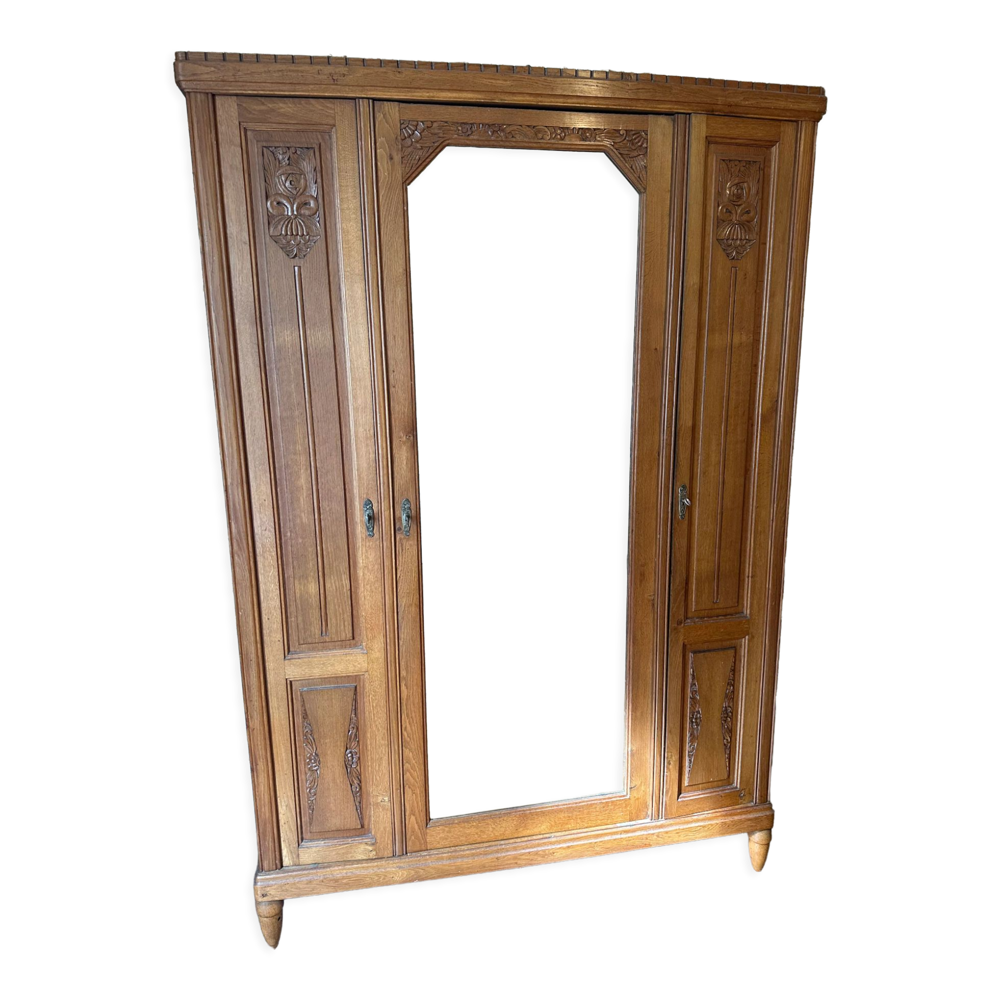 Art deco cabinet